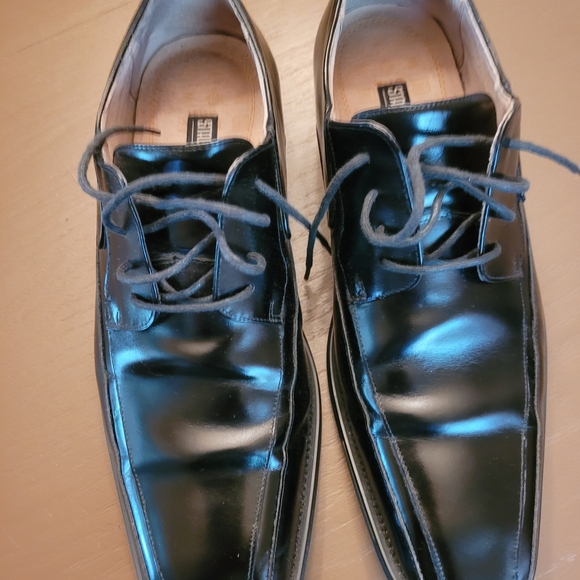 Stacy Adams Men's Black Leather Dress Shoes - Picture 2 of 6